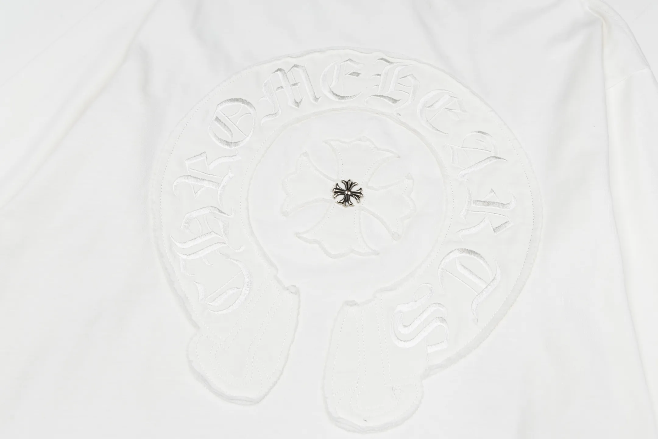 ：F CH 🖤New Arrival 💙💙 ～ ➕ g ～ ！！ ⭐ ！ 😻 Classic ！ CHClassic ！ Color: White Size:S M L XL